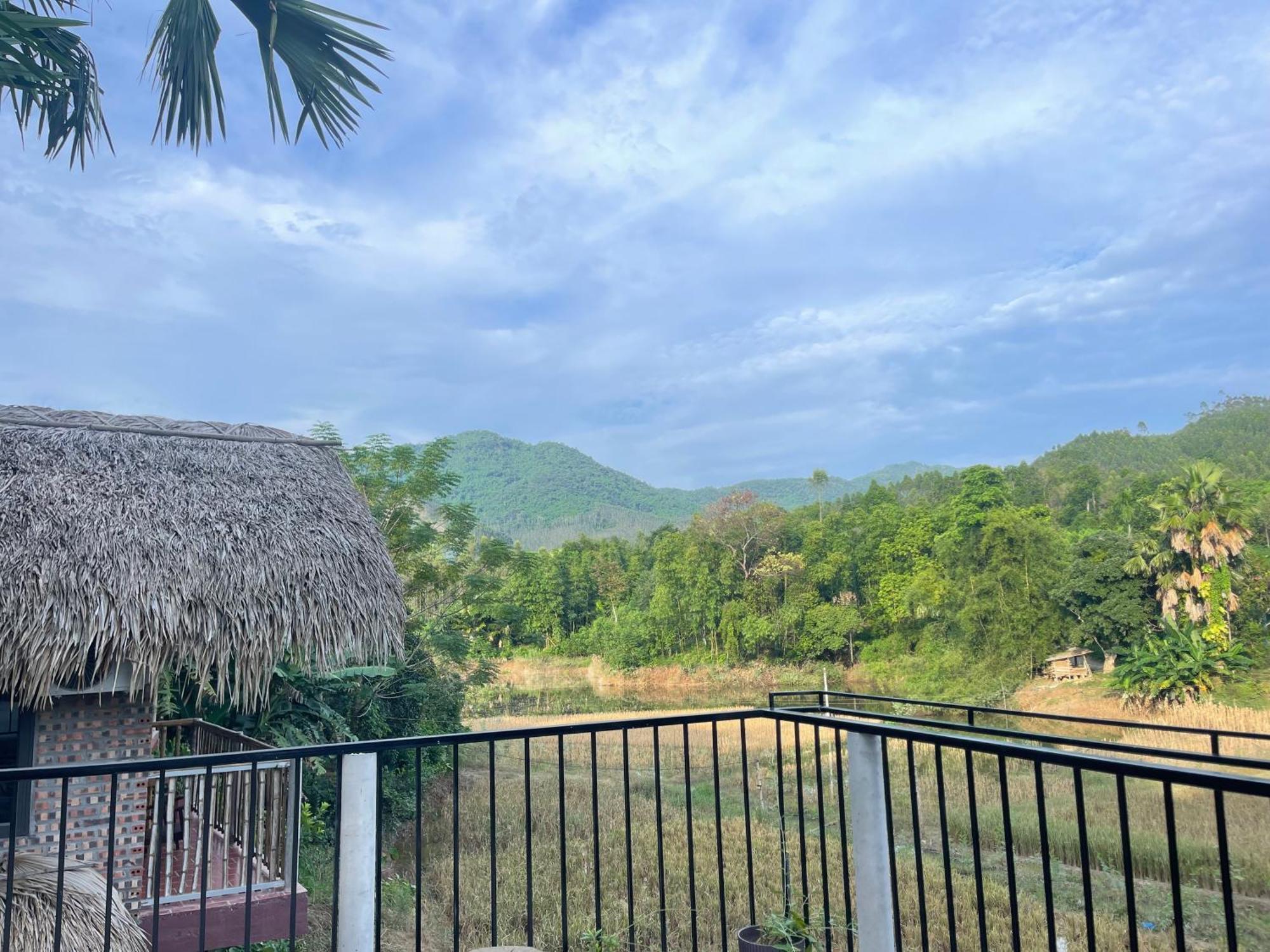 Vu Linh Palm House Homestay - Bungalow Yen Bai Exterior photo